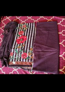 Beautiful Floral Print Kurta Set