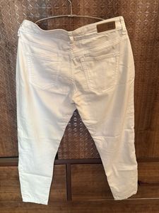 Vero Moda White Distressed Jeans