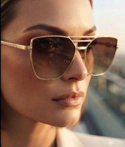 Stylish Gold Frame Sunglasses