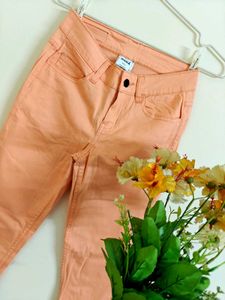 Vero Moda Peach Colored Skinny Jeans/Jeggings