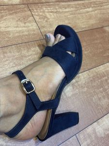 lasers Elegant blue heels