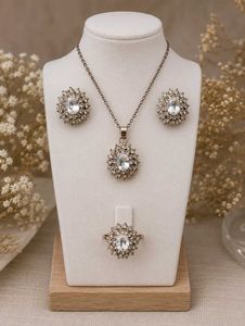 Elegant Crystal Necklace, Earring and ring Set