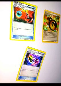 20 Pokemon Trainer &amp; Energy Cards Collection