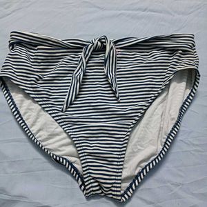 Striped Bikini ⚛️Bottom with Tie Detail
