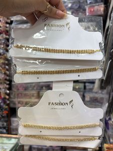Elegant Gold-Plated chocker