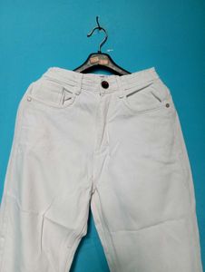 Chic White jeans 👖 for women