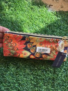 Estee Lauder Pouch