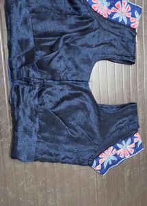 Embroidered Georgette Saree - Pink &amp; Navy