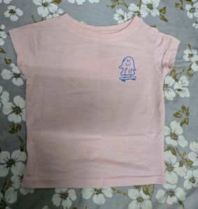Cute Pink Ghost Skateboard T-Shirt