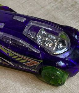Purple Vandetta Hot Wheels 2014