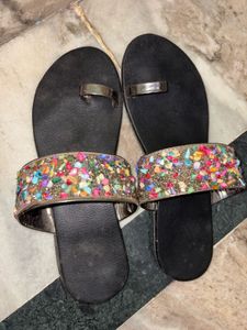 Embellished Toe Ring Sandals