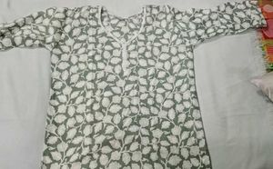 Grey Floral Embroidered Short Kurta