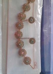 Sparkling Necklace and Earring Set