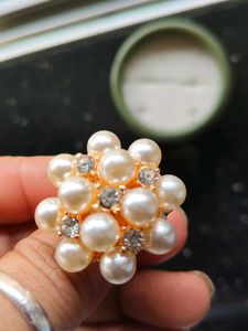 Pearl Finger Ring