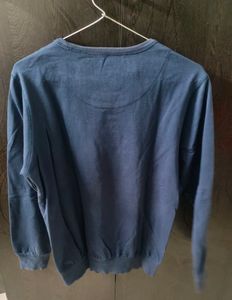 Navy Blue Sweatshirt Size M