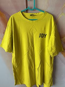 JDY Yellow Oversized T-Shirt
