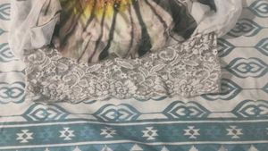 Women's Flowy Floral Top