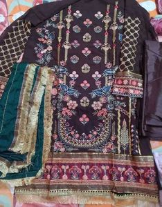 Pakistani Embroidered Kurta Suit