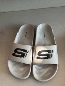Skechers grey Slides