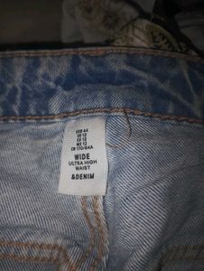 Light Wash Wide Leg Jeans