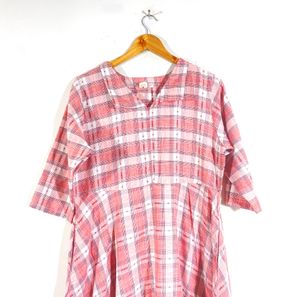 Red Maternity