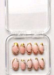 Elegant Press-On Nails with Pearls