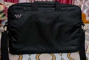 Sleek Black Laptop Bag