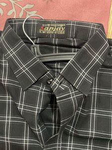 Men's Classic Plaid Button-Up Shirt