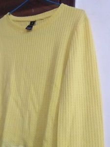 Cute Yellow Cropped Ribbed Top