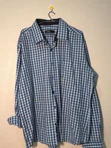 Men's Blue Plaid Button-Down Shirt