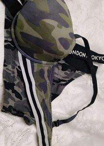 Camouflage Print Push-Up Bra with brief