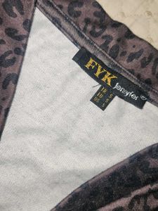 Leopard Print Crop Top &amp; Shorts Set