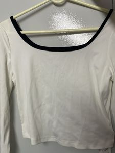 White Long Sleeve Cropped Top