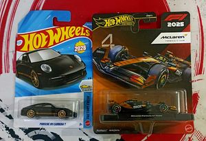 Hotwheels McLaren F1 & Porshe 911 Carrera