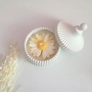 scented Daisy Candle Jar