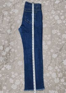 Blue Distressed Jeans