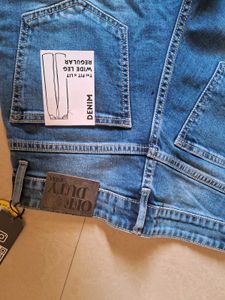 Women's Wide Leg Jeans