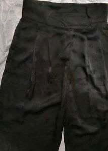 Elegant Black Wide-Leg Pants