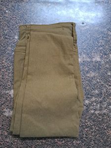 Brown Stretchable Jeans / No Flaws / used only onc