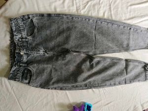 Zudio straight pants