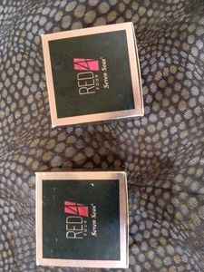 Red Four Seven  loose powder