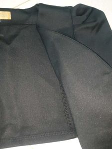 Edgy Black Crop Top with Buckle Detail no 128