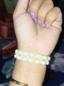 Elegant Pearl Beaded Bracelet