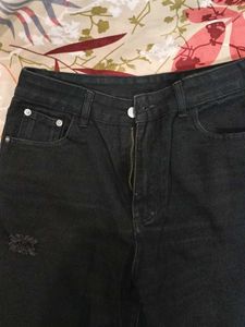 Black Ripped Wide-Leg Jeans