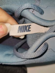 Nike Men Casual Shoes. Unused. No Coins
