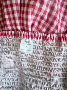 Chic Pink Gingham Dress
