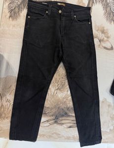 Men Levi’s Black Denim Jeans