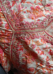 Elegant Floral Print Kurta Set