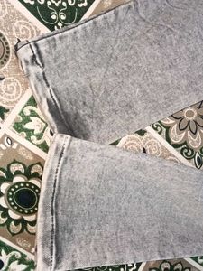 Stylish Acid Wash Denim Jeans