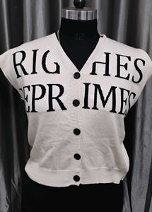Chic White V-Neck Knit Cardigan